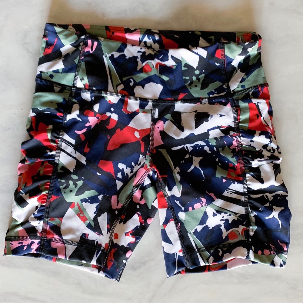 Lululemon Biker Shorts. Size 4